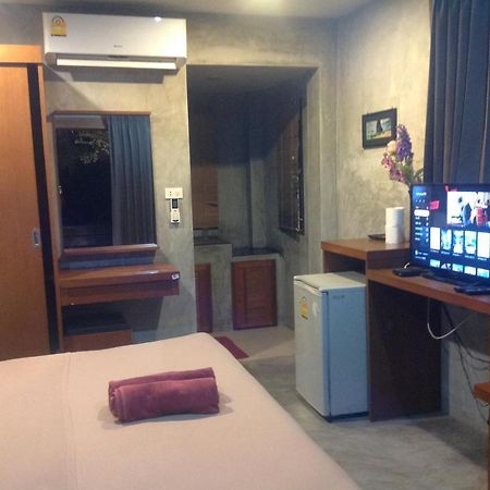 Waikiki Beach Garden Resort Ban Nua Extérieur photo