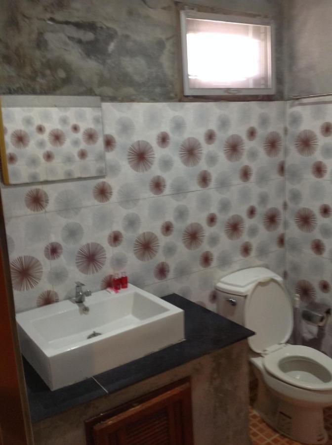 Waikiki Beach Garden Resort Ban Nua Extérieur photo